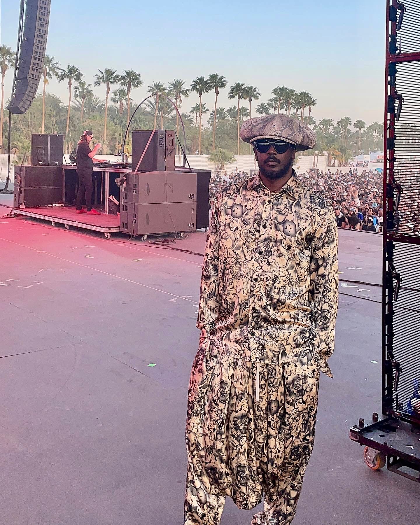 Desert Mirage Shirt in Abstract Satin Print Worn on Stage