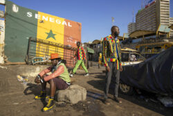 DKR Lookbook – Senegalese Models in Colorful Streetwear